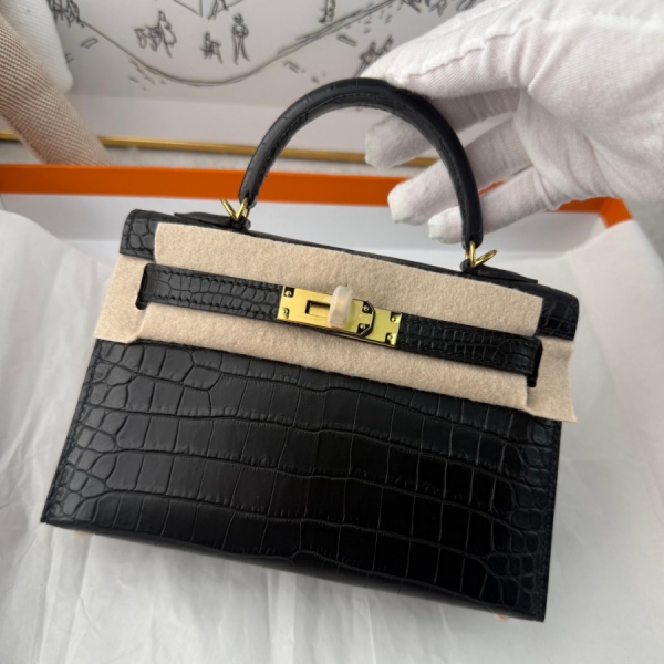 【エルメス HERMES】ミニケリー2 クロコダイル アリゲーター マット ブラック (89) ゴールド金具 (100%手縫い)